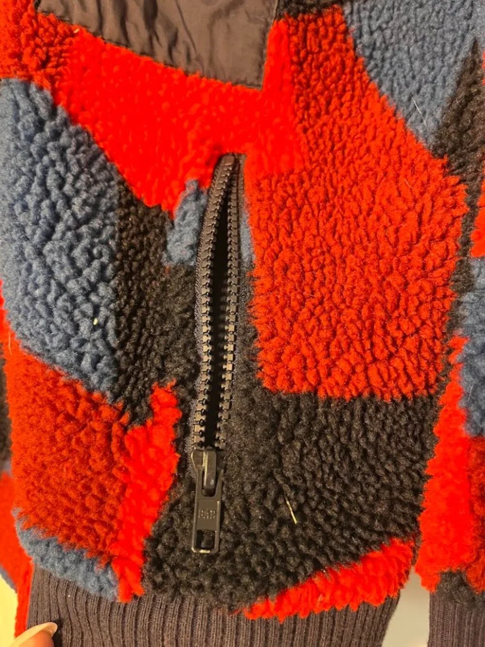 GapKids Full Zip Fuzzy Plush Fleece Jacket Medium Boys